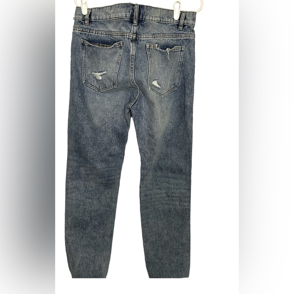 H&M Divided Men’s Jeans Size 32 Tapered Distressed - Picture 4 of 5